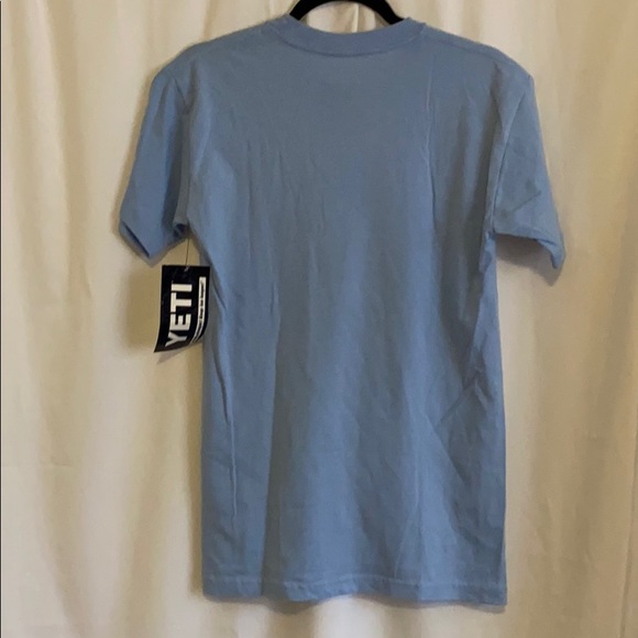 Yeti graphic Tee - Picture 3 of 3